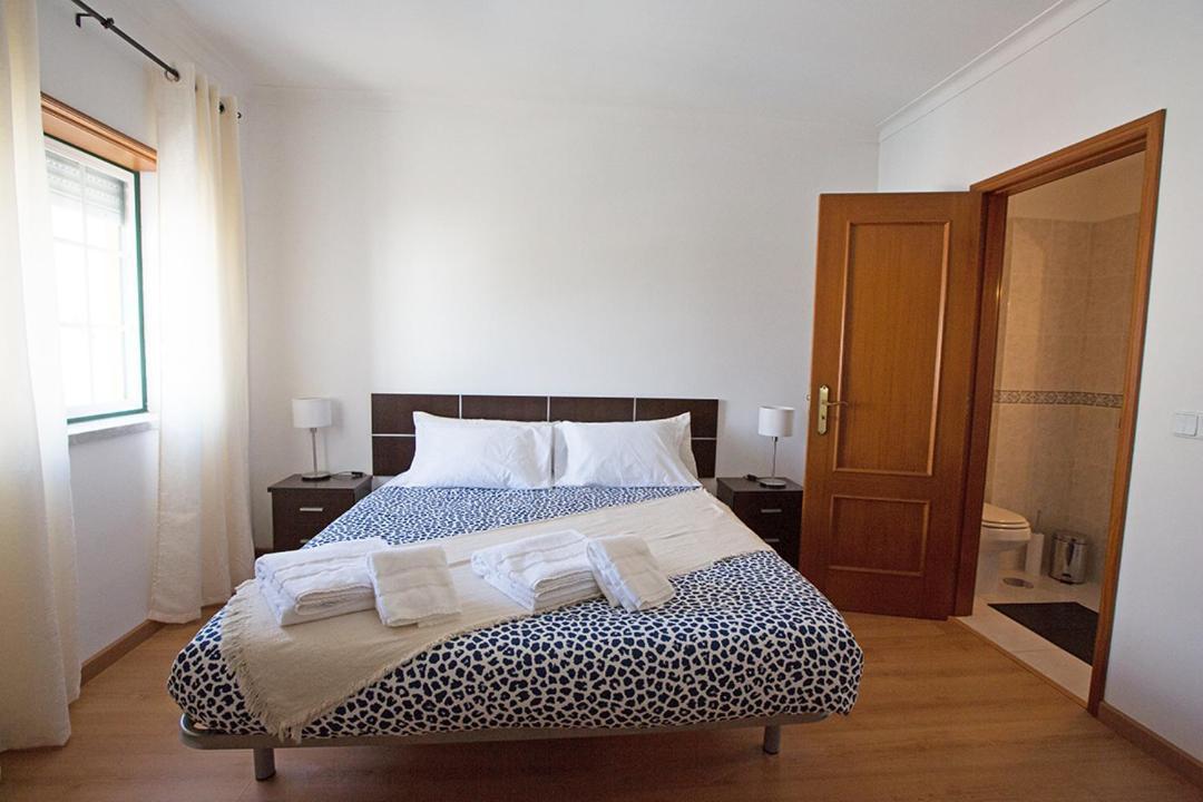 Waters House - Feel At Home Ir Our Sea Peniche Bagian luar foto